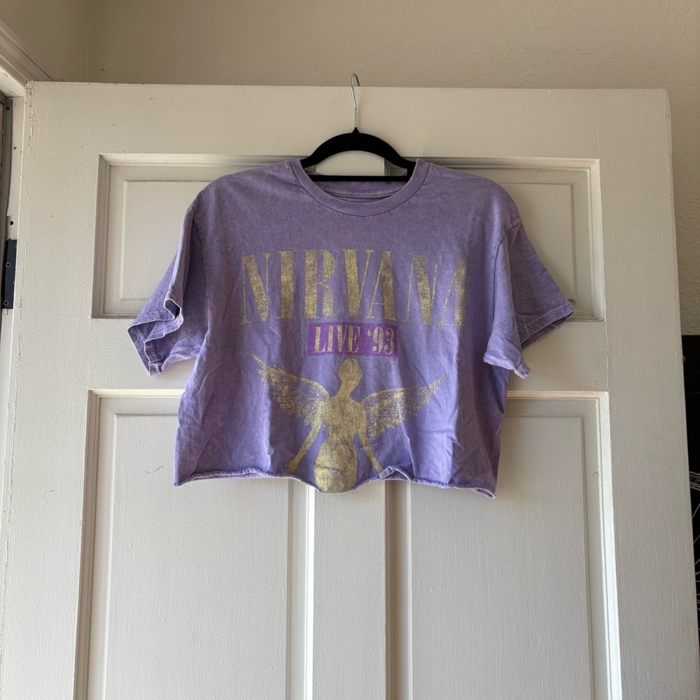 NIRVANA Lavender Tee with Gold Graphic. SB2